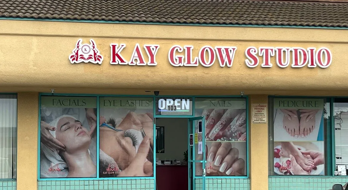 Signs in Huntington Park, CA